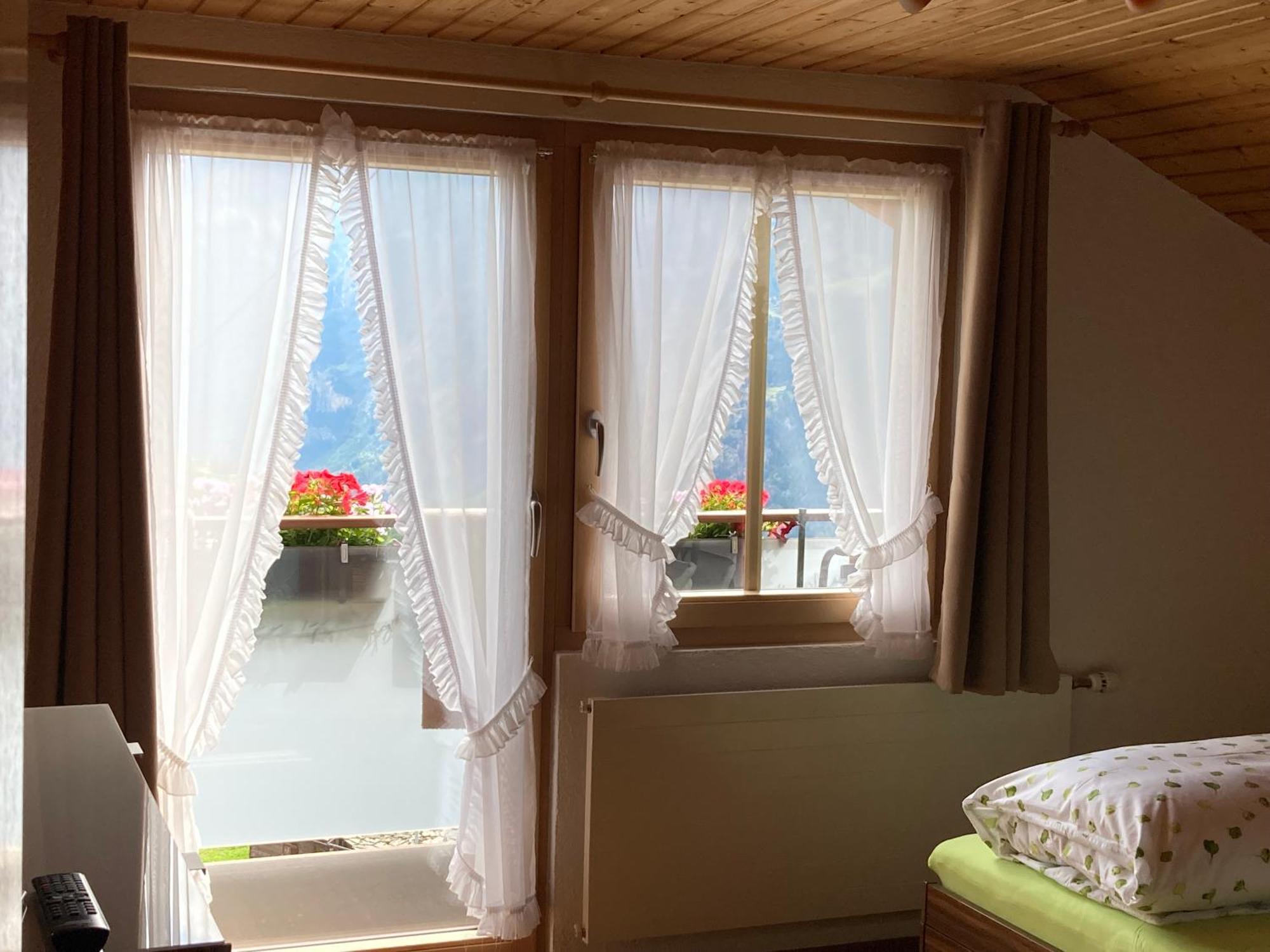 Apartament Haus Dorfblick Grächen Zewnętrze zdjęcie