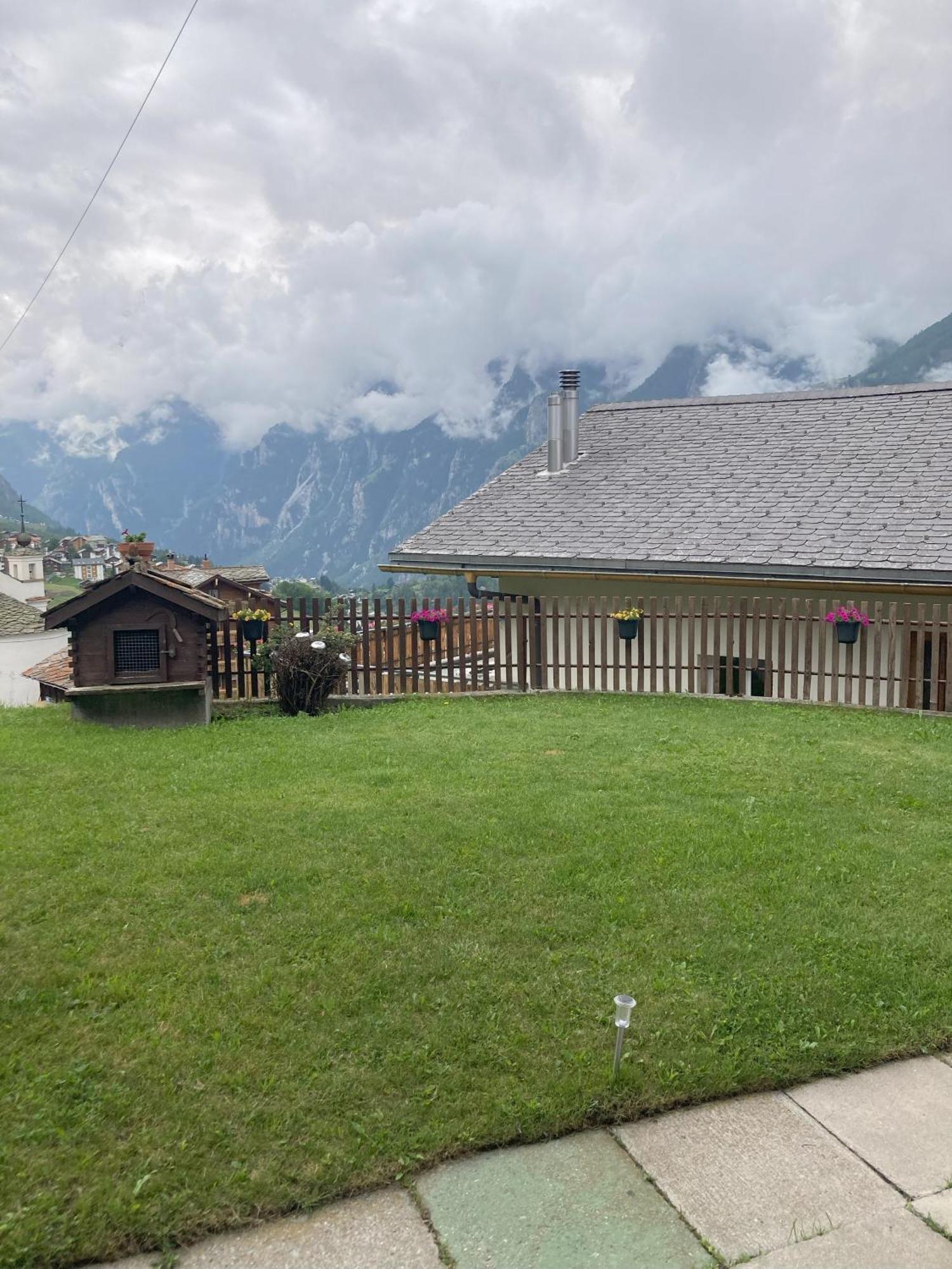 Apartament Haus Dorfblick Grächen Zewnętrze zdjęcie