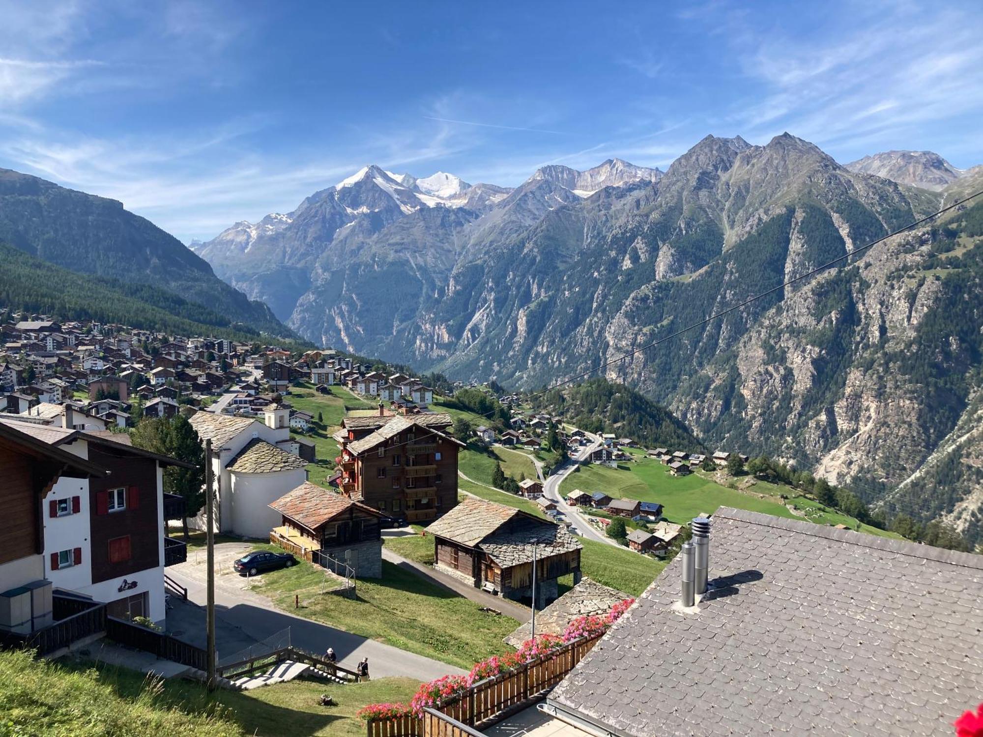 Apartament Haus Dorfblick Grächen Zewnętrze zdjęcie